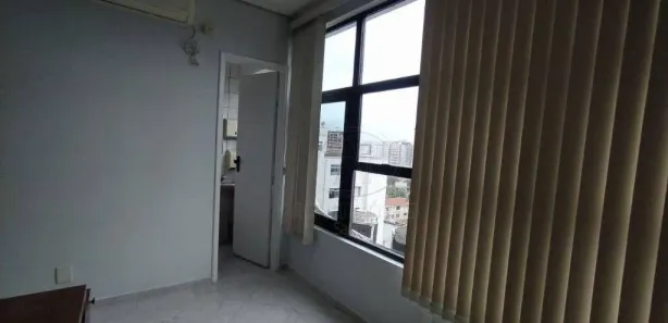 Sala Comercial para venda ou aluguel, 50m² no Aparecida, Santos