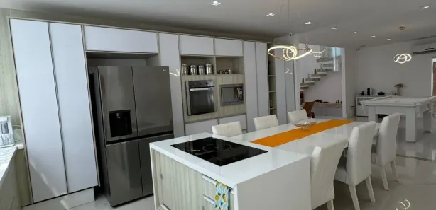 Casa com 5 Quartos para venda ou aluguel, 1000m² no Parque Real Serra Verde, Camaçari