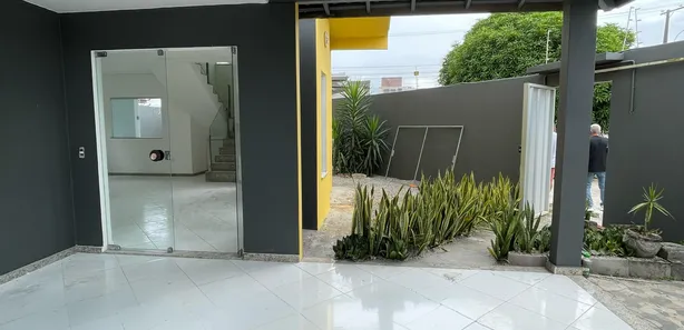 Casa com 3 Quartos à venda, 160m² no Colonial, Eunápolis