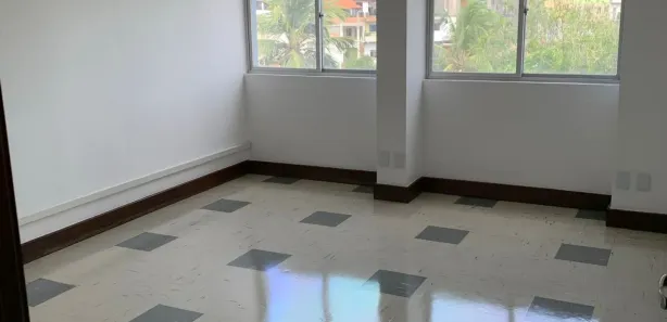 Prédio Comercial para venda ou aluguel, 1000m² no Ondina, Salvador