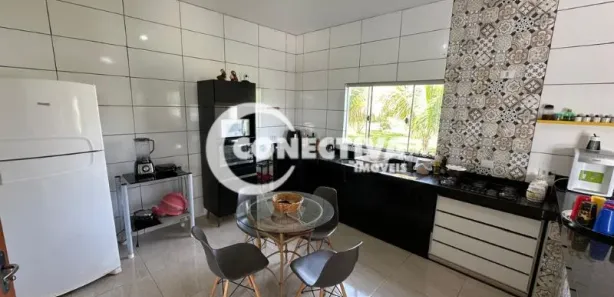 Fazenda/Sítio com 4 Quartos à venda, 160m² no Centro, Guapó