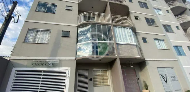 Apartamento com 2 Quartos para alugar, 65m² no Coqueiral, Cascavel