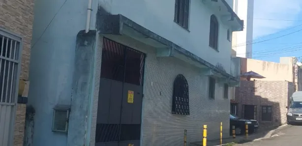 Sobrado com 3 Quartos à venda, 198m² no Acupe, Salvador