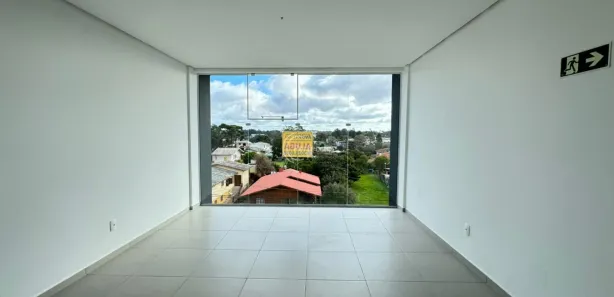 Sala Comercial para alugar, 46m² no Desvio Rizzo, Caxias do Sul