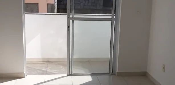 Apartamento com 2 Quartos para alugar, 65m² no Tanque, Rio de Janeiro