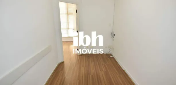 Sala Comercial para alugar, 40m² no Santa Efigênia, Belo Horizonte