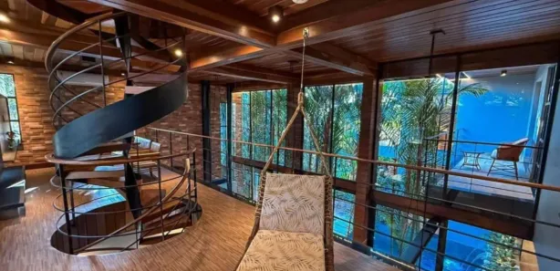 Casa de Condomínio com 4 Quartos à venda, 600m² no Chapada, Manaus