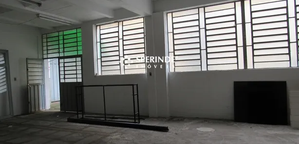 Sala Comercial para alugar, 250m² no Cruzeiro, Caxias do Sul