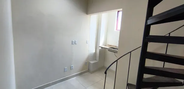 Ponto Comercial para alugar, 20m² no Vila Valqueire, Rio de Janeiro