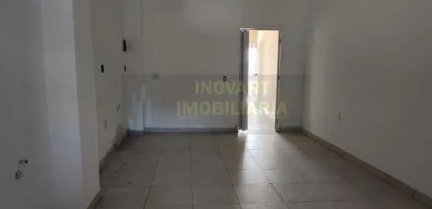 Prédio Residencial para alugar, 35m² no Centro, São Pedro da Aldeia
