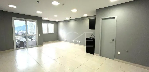 Sala Comercial para alugar, 42m² no Centro, Santos