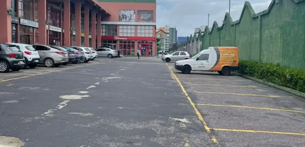 Ponto Comercial para alugar, 150m² no Chapada, Manaus