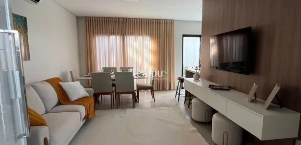 Sobrado com 3 Quartos para alugar, 163m² no Vila Rosa, Goiânia