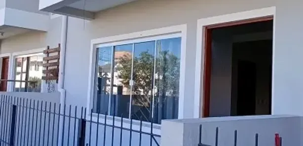 Sobrado com 2 Quartos para alugar, 68m² no Barra do Aririú, Palhoça