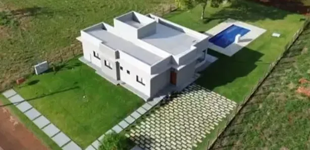 Fazenda/Sítio com 3 Quartos à venda, 172m² no Alameda T4, Guapó