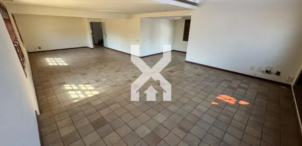 Imóvel Comercial com 7 Quartos para alugar, 640m² no Santa Tereza, Belo Horizonte