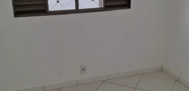 Casa com 3 Quartos para venda ou aluguel, 140m² no Jardim Califórnia, Taubaté