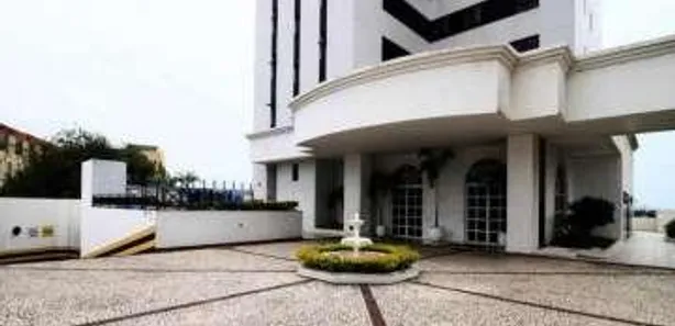 Apartamento com 4 Quartos à venda, 195m² no Candeal, Salvador
