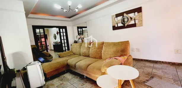 Sobrado com 3 Quartos à venda, 260m² no Jardim Califórnia, Taubaté