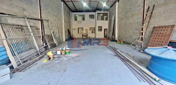 Galpão/Depósito/Armazém para alugar, 236m² no Rocha Miranda, Rio de Janeiro