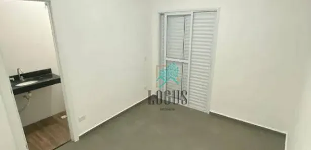Sobrado com 2 Quartos para venda ou aluguel, 80m² no Taboão, Diadema