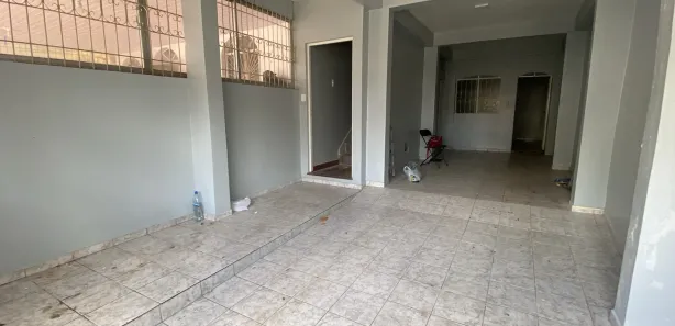 Sobrado com 4 Quartos para alugar, 400m² no Adrianópolis, Manaus