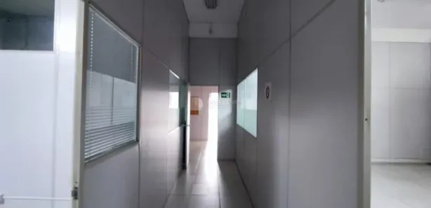 Sala Comercial para alugar, 200m² no Jardim das Nações, Taubaté