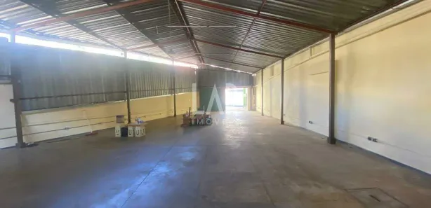 Galpão/Depósito/Armazém para alugar, 283m² no Santa Efigênia, Belo Horizonte
