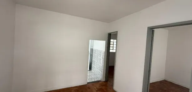 Casa com 2 Quartos para alugar, 80m² no São Marcos, Belo Horizonte