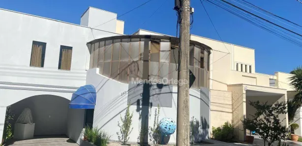 Casa de Condomínio com 3 Quartos para alugar, 180m² no Granja Olga II, Sorocaba