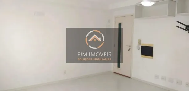 Sala Comercial à venda, 28m² no Ingá, Niterói
