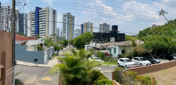Casa com 3 Quartos à venda, 212m² no Aleixo, Manaus
