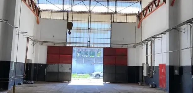 Galpão/Depósito/Armazém para venda ou aluguel, 2000m² no , Mairinque