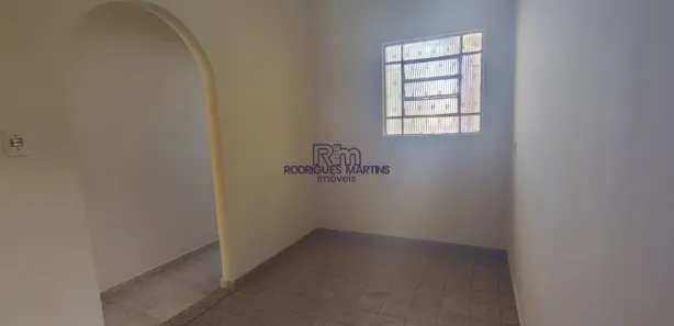 Casa com 3 Quartos para alugar, 108m² no Caiçara-Adelaide, Belo Horizonte