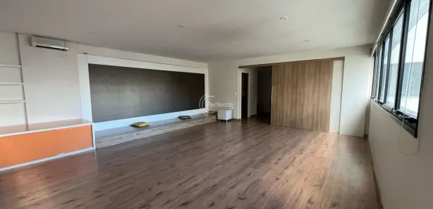 Sala Comercial para alugar, 58m² no Centro, Caxias do Sul