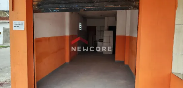 Sala Comercial à venda, 40m² no Campos Eliseos, Itanhaém