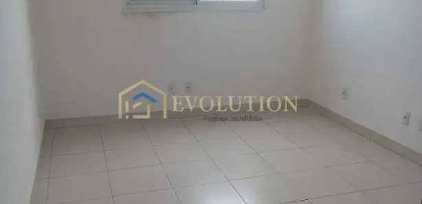 Apartamento com 3 Quartos para alugar, 76m² no Vila Rosa, Goiânia