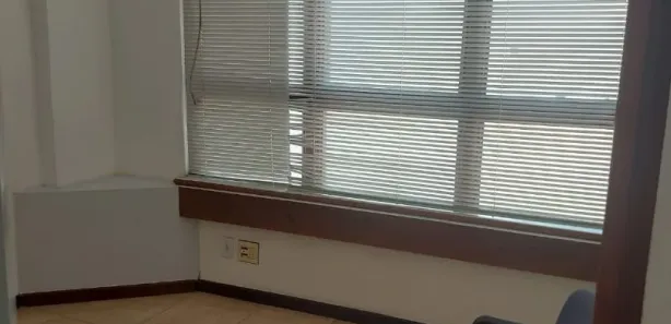 Sala Comercial à venda, 47m² no São Domingos, Niterói