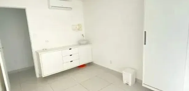 Sala Comercial para alugar, 80m² no Macuco, Santos