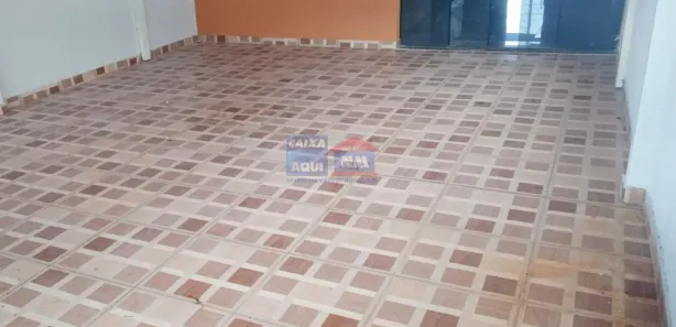 Sobrado com 5 Quartos à venda, 300m² no Taguatinga Norte, Brasília
