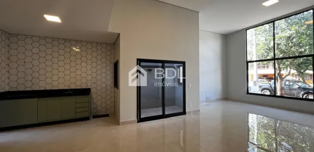 Casa de Condomínio com 3 Quartos para venda ou aluguel, 165m² no Jardim Okinawa, Paulínia