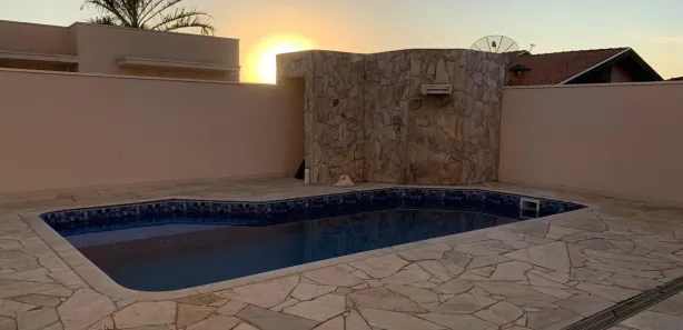 Casa de Condomínio com 3 Quartos para alugar, 234m² no Portal dos Pássaros I, Boituva