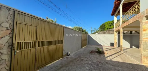 Sobrado com 4 Quartos para alugar, 286m² no Plano Diretor Sul, Palmas