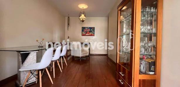 Casa com 5 Quartos para alugar, 1400m² no Cinquentenário, Belo Horizonte