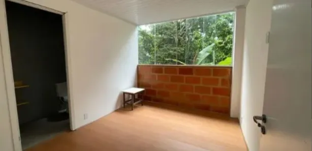 Casa com 2 Quartos para alugar, 90m² no Duarte Silveira, Petrópolis