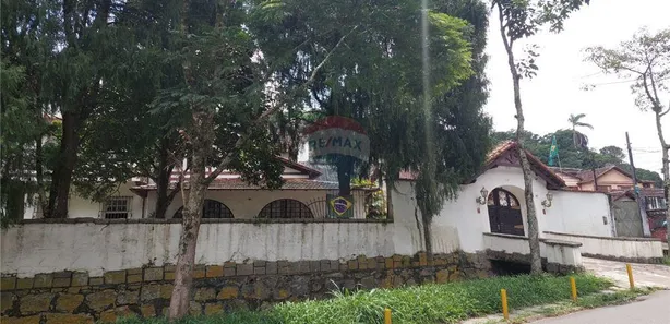 Ponto Comercial para alugar, 430m² no Quarteirão Ingelheim, Petrópolis