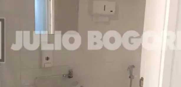 Sala Comercial à venda, 31m² no Ingá, Niterói