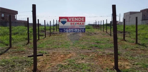 Lote/Terreno à venda, 150m² no Vila Areao, Taubaté
