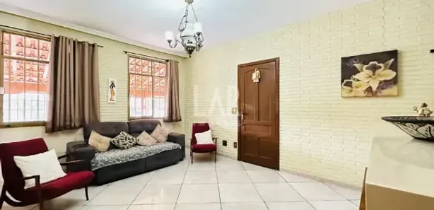 Casa com 4 Quartos à venda, 198m² no Copacabana, Belo Horizonte