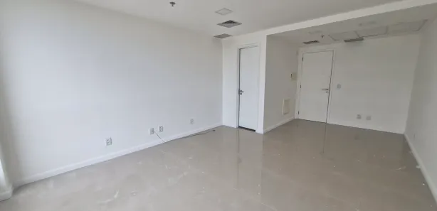 Sala Comercial para alugar, 26m² no Barra Olímpica, Rio de Janeiro
